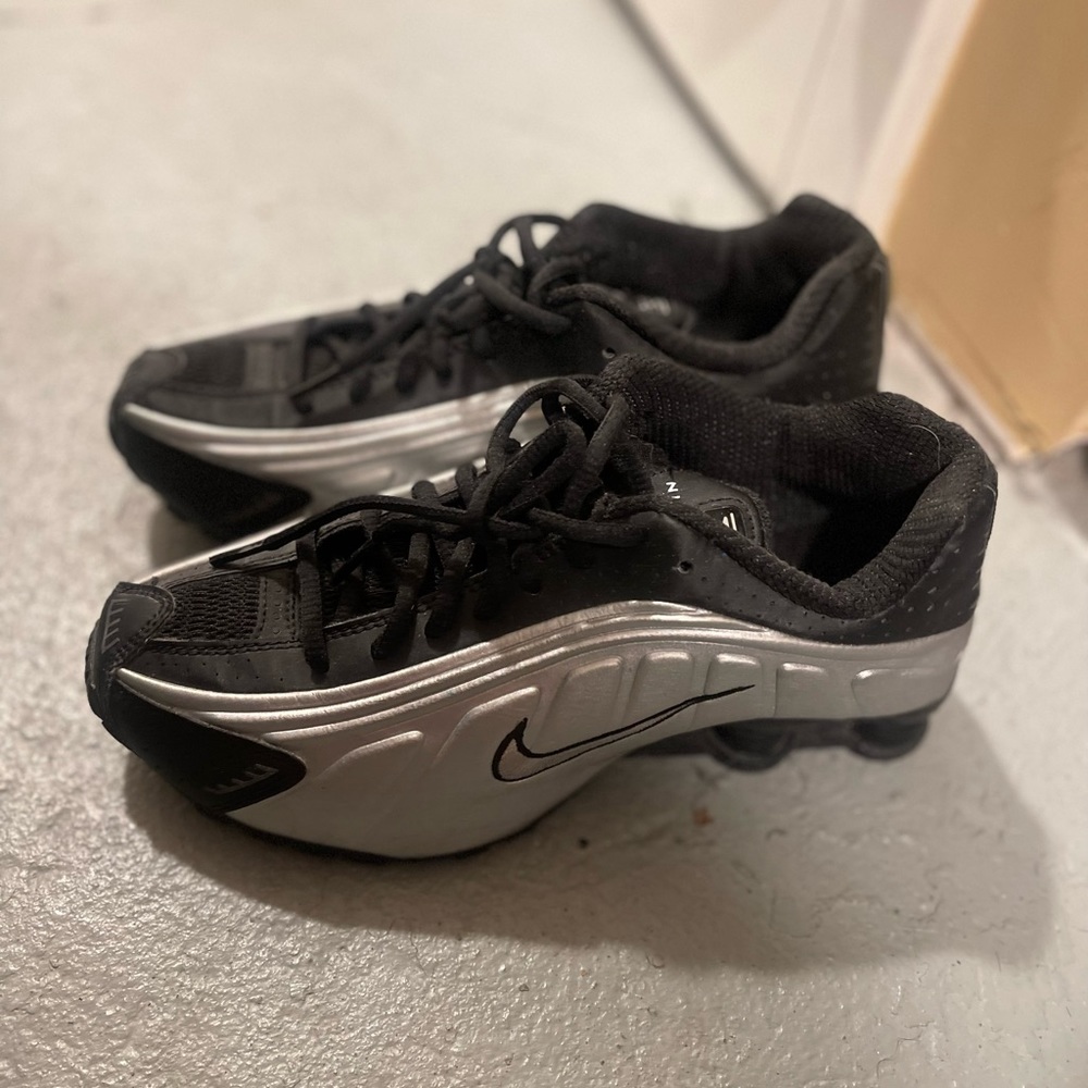 Nike Shox
